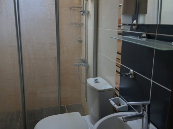 Güzeloba Anadolu Hastanesi Arkası, Havuzlu Sitede Lüks 2+1 Kiral