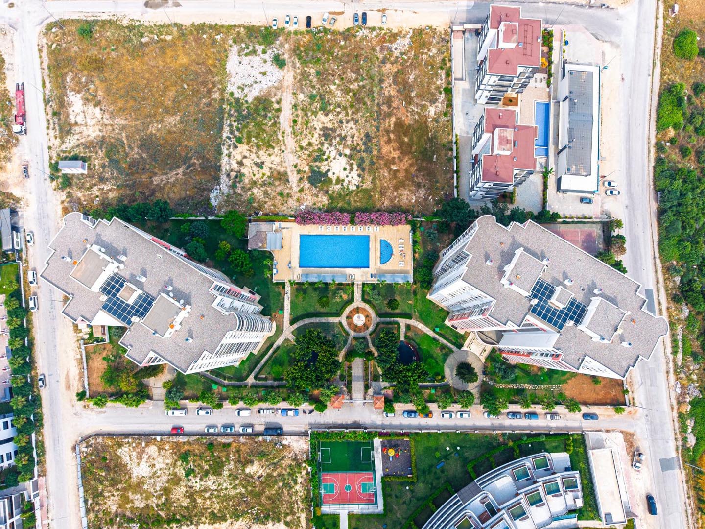 Antalya Aksu Altıntaş Hopel City’de Satılık Geniş ve Modern 3+1 Lüks Daire
