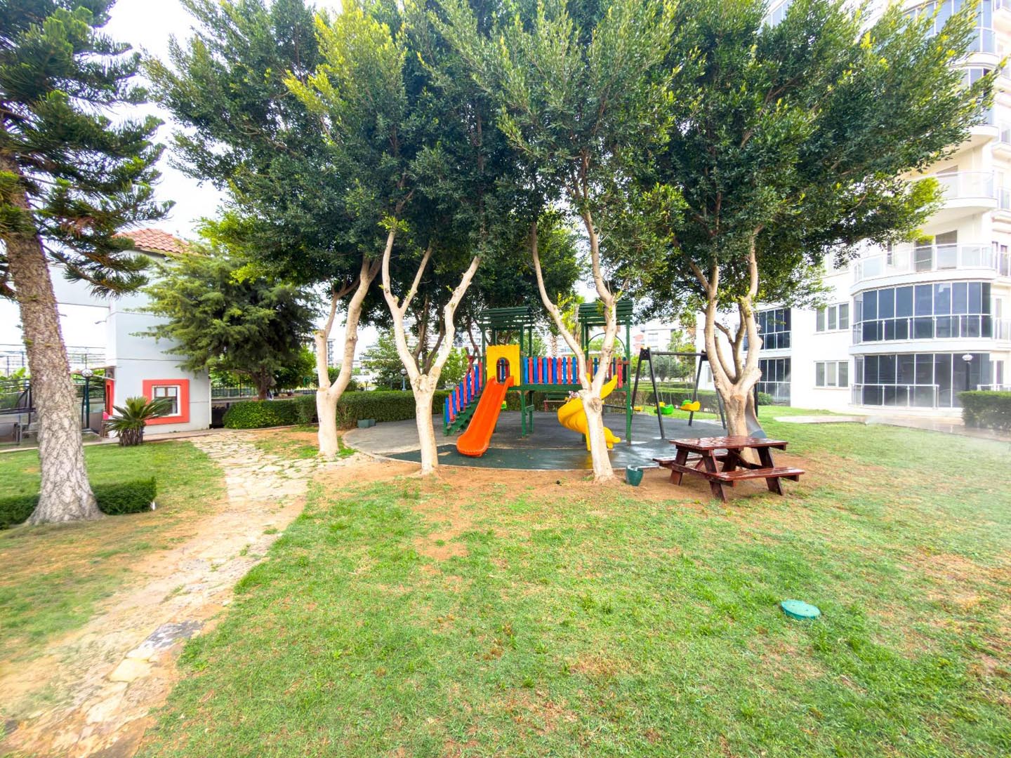 Antalya Aksu Altıntaş Hopel City’de Satılık Geniş ve Modern 3+1 Lüks Daire