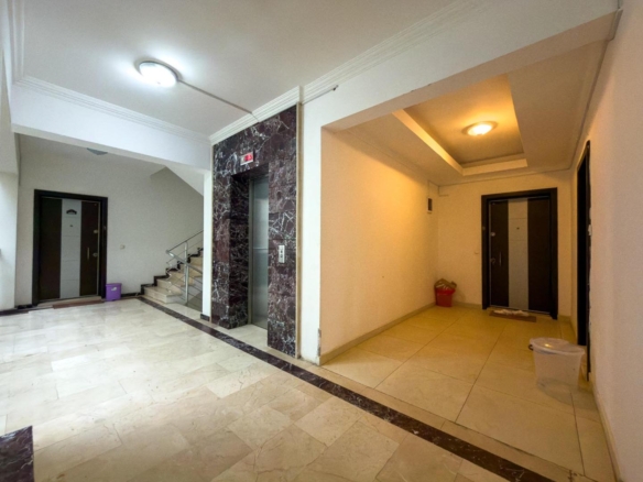Antalya Aksu Altıntaş Hopel City’de Satılık Geniş ve Modern 3+1 Lüks Daire