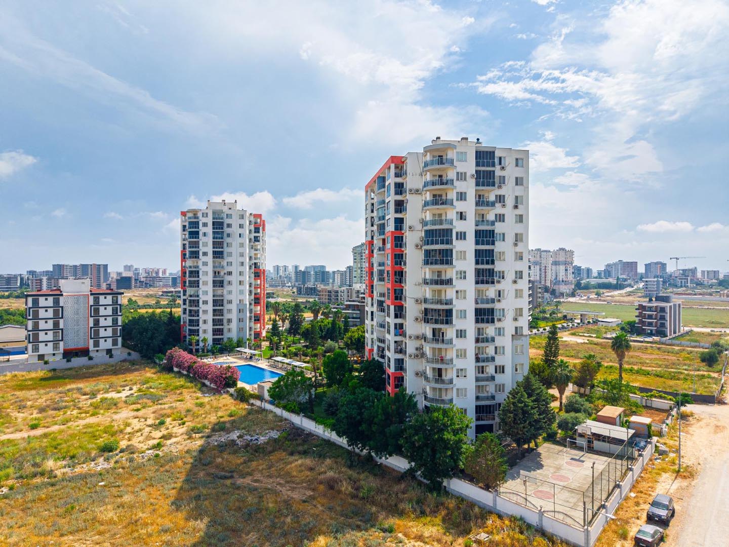 Antalya Aksu Altıntaş Hopel City’de Satılık Geniş ve Modern 3+1 Lüks Daire