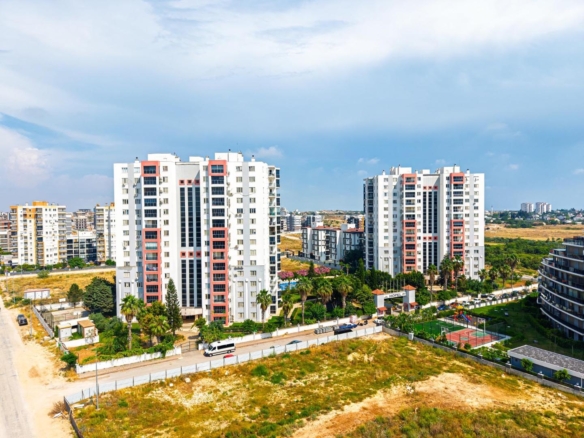 Antalya Aksu Altıntaş Hopel City’de Satılık Geniş ve Modern 3+1 Lüks Daire