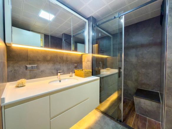Antalya Aksu Altıntaş Hopel City’de Satılık Geniş ve Modern 3+1 Lüks Daire