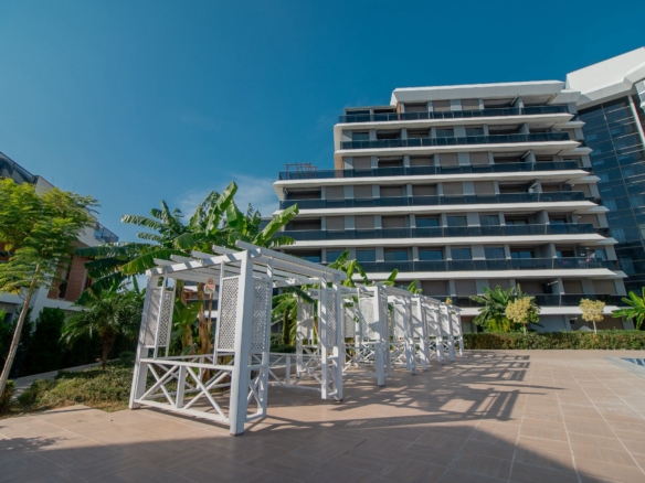 Antalya Altıntaş Allure Sitesi’nde Satılık Geniş Teraslı ve Lüks 2+1 Daire