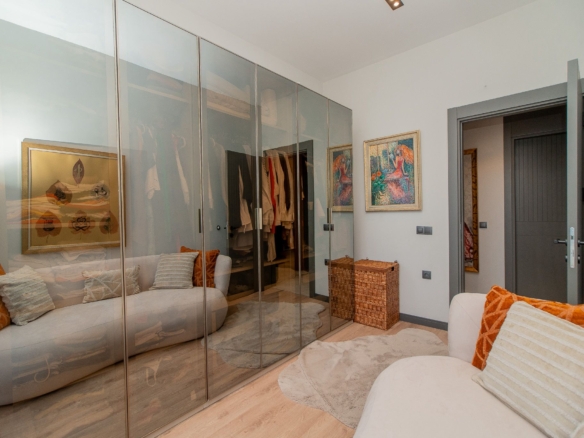 Antalya Altıntaş Allure Sitesi’nde Satılık Geniş Teraslı ve Lüks 2+1 Daire