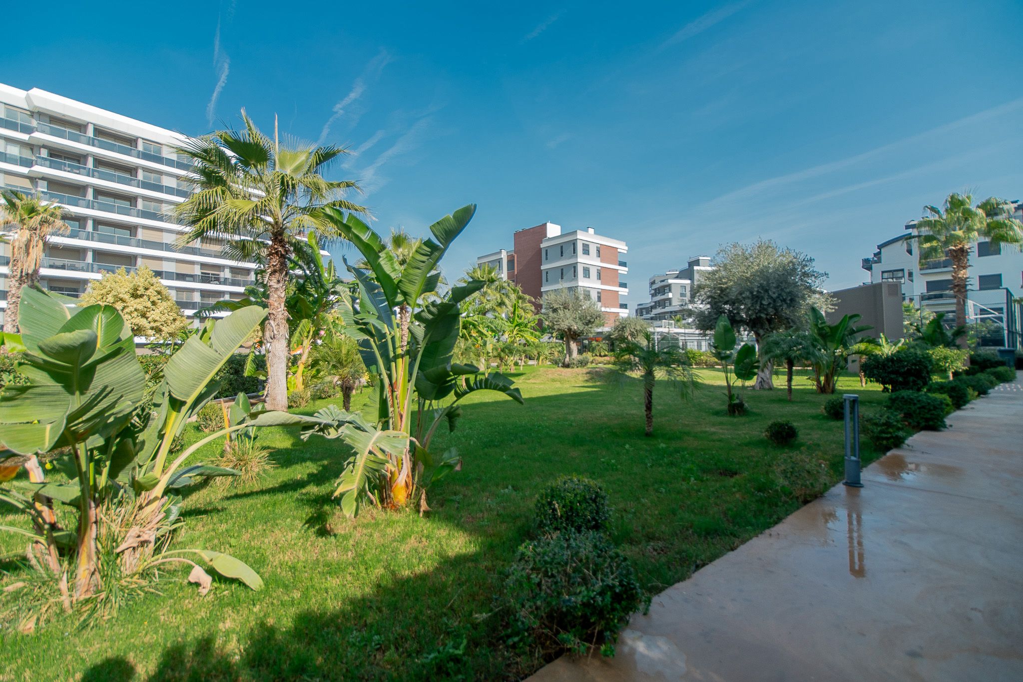 Antalya Altıntaş Allure Sitesi’nde Satılık Geniş Teraslı ve Lüks 2+1 Daire