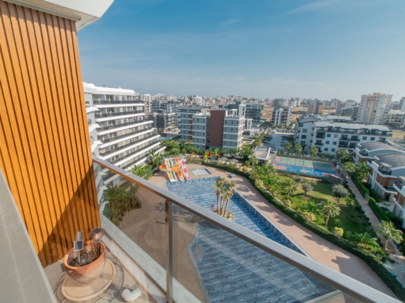 Antalya Altıntaş Allure Sitesi’nde Satılık Geniş Teraslı ve Lüks 2+1 Daire
