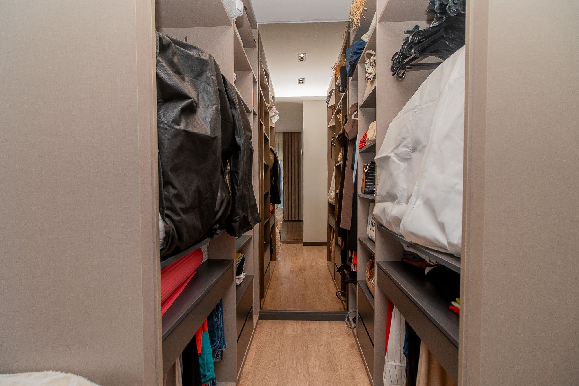 Antalya Altıntaş Allure Sitesi’nde Satılık Geniş Teraslı ve Lüks 2+1 Daire