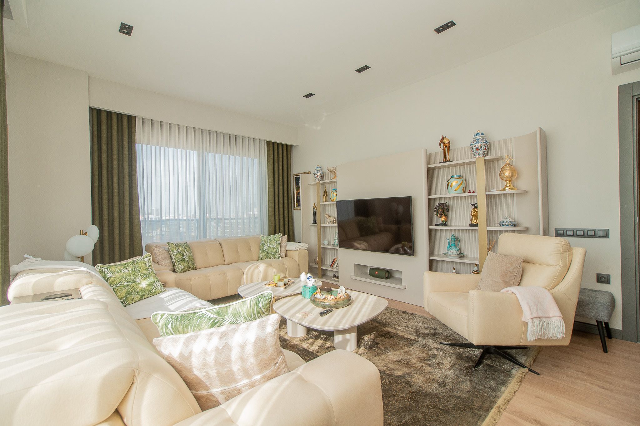 Antalya Altıntaş Allure Sitesi’nde Satılık Geniş Teraslı ve Lüks 2+1 Daire