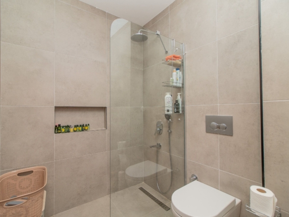 Antalya Altıntaş Allure Sitesi’nde Satılık Geniş Teraslı ve Lüks 2+1 Daire