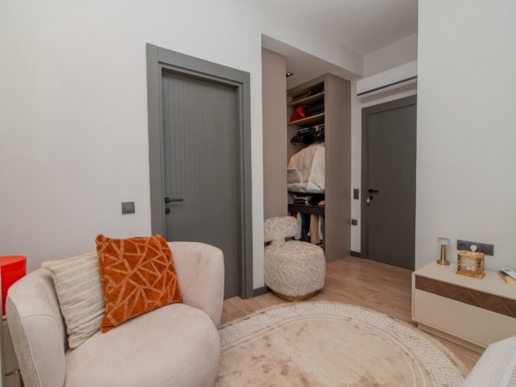 Antalya Altıntaş Allure Sitesi’nde Satılık Geniş Teraslı ve Lüks 2+1 Daire