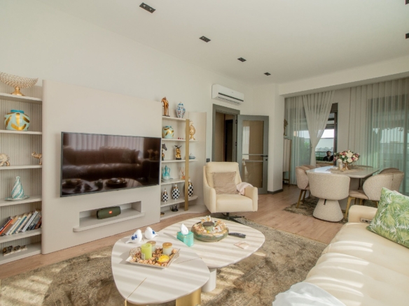 Antalya Altıntaş Allure Sitesi’nde Satılık Geniş Teraslı ve Lüks 2+1 Daire