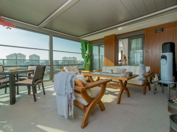 Antalya Altıntaş Allure Sitesi’nde Satılık Geniş Teraslı ve Lüks 2+1 Daire
