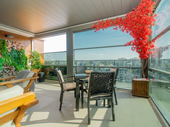 Antalya Altıntaş Allure Sitesi’nde Satılık Geniş Teraslı ve Lüks 2+1 Daire