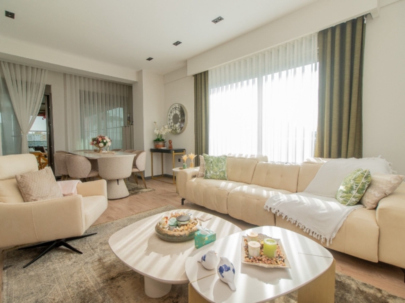 Antalya Altıntaş Allure Sitesi’nde Satılık Geniş Teraslı ve Lüks 2+1 Daire