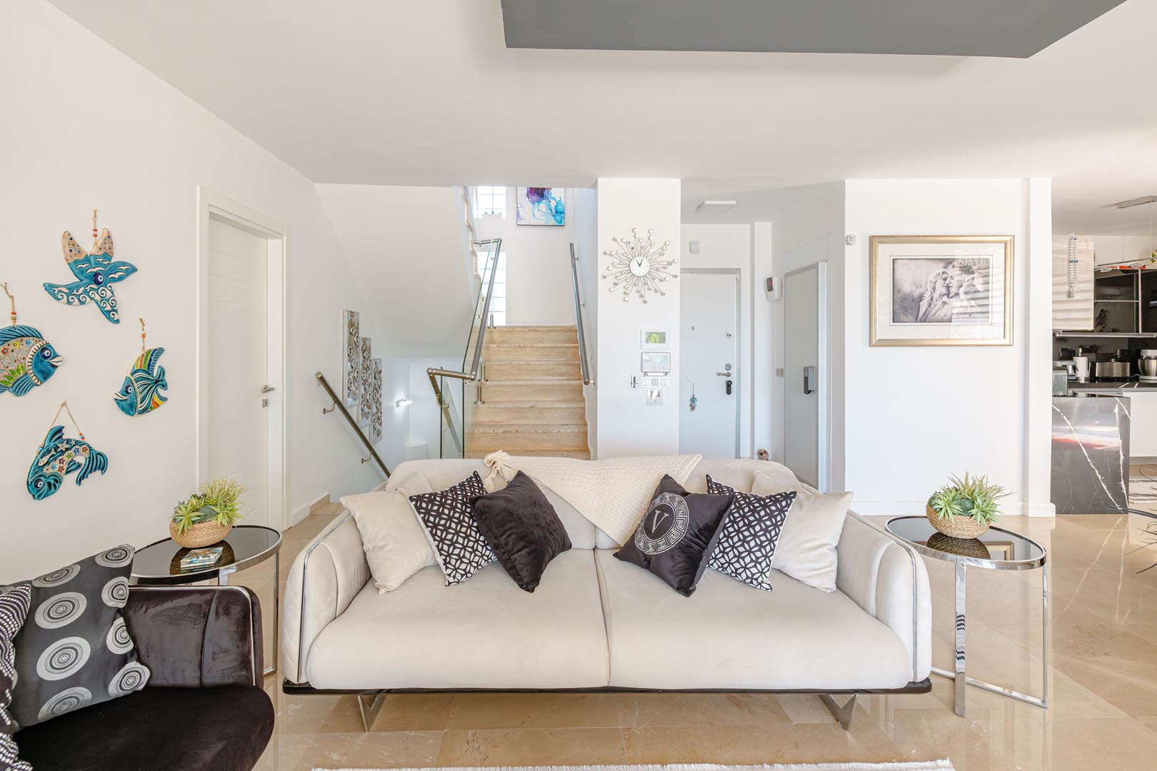 Bodrum Yokuşbaşı’nda Satılık Deniz Manzaralı 1000 m² Arsalı Lüks Müstakil Villa