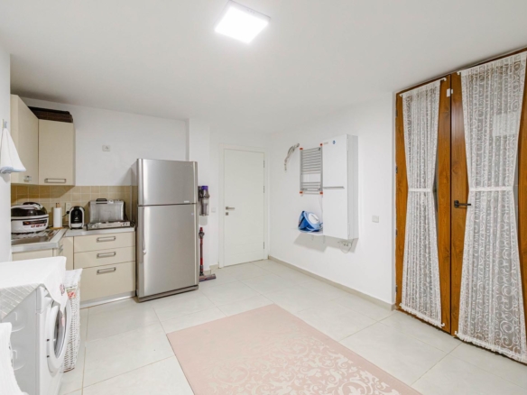 Bodrum Yokuşbaşı’nda Satılık Deniz Manzaralı 1000 m² Arsalı Lüks Müstakil Villa
