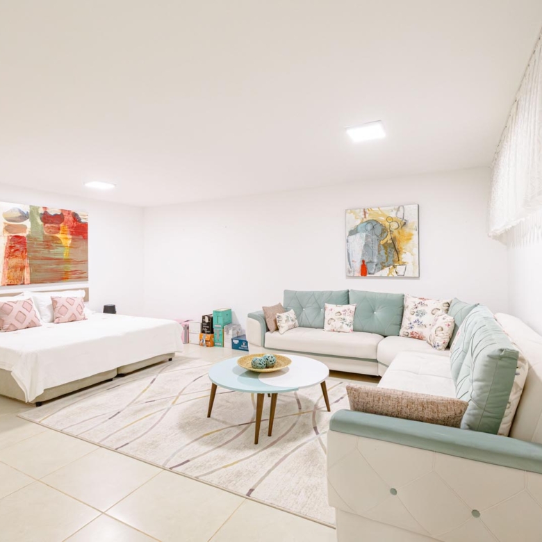 Bodrum Yokuşbaşı’nda Satılık Deniz Manzaralı 1000 m² Arsalı Lüks Müstakil Villa