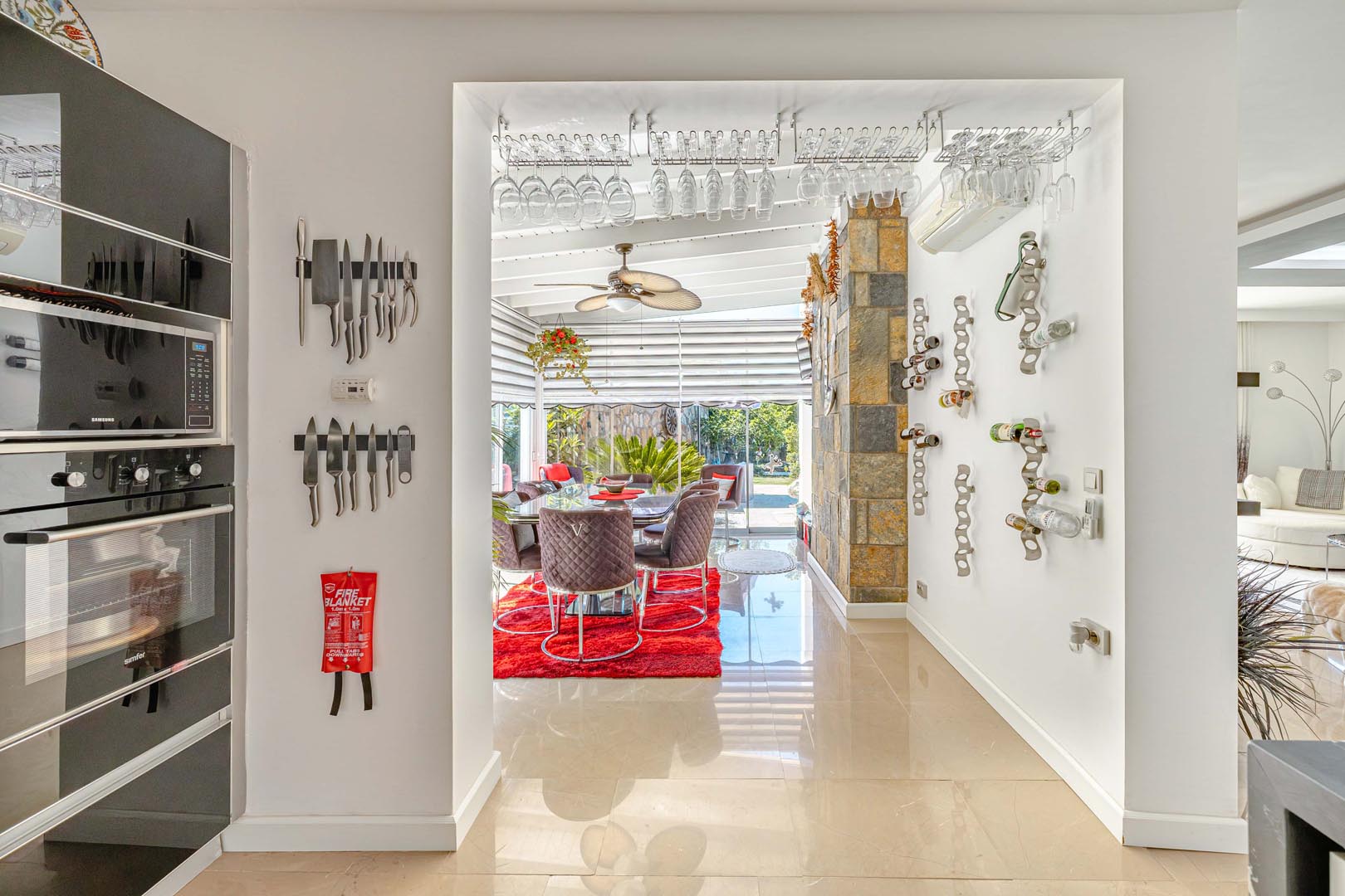 Bodrum Yokuşbaşı’nda Satılık Deniz Manzaralı 1000 m² Arsalı Lüks Müstakil Villa