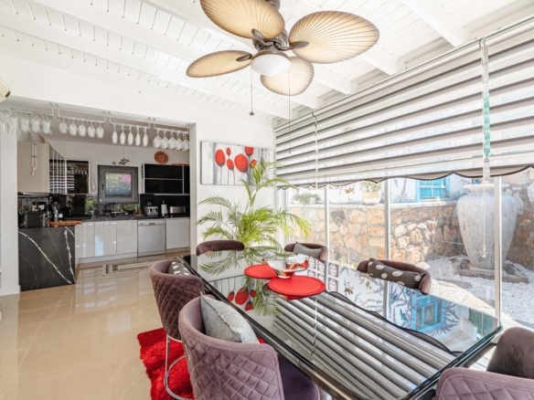 Bodrum Yokuşbaşı’nda Satılık Deniz Manzaralı 1000 m² Arsalı Lüks Müstakil Villa