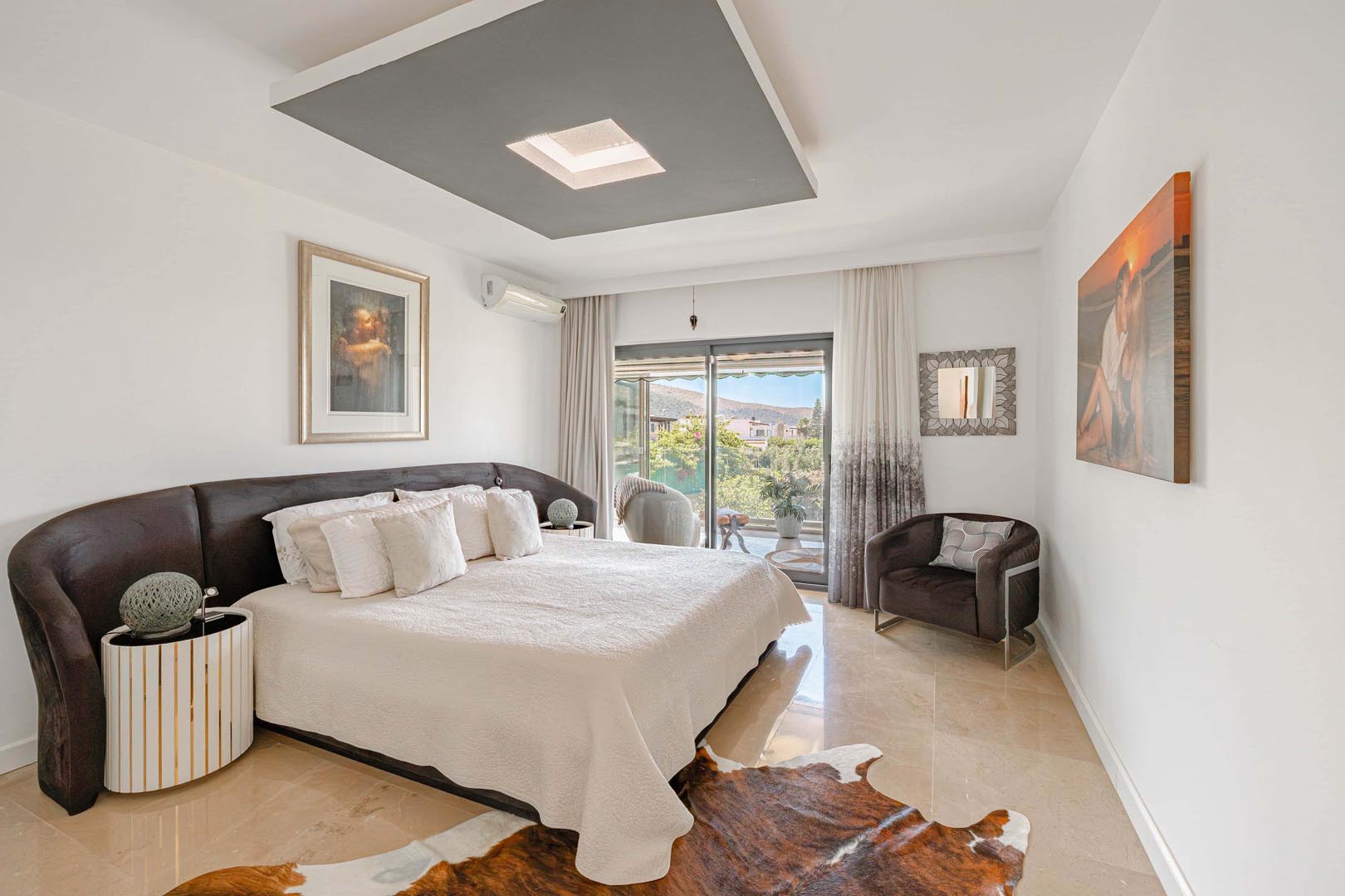 Bodrum Yokuşbaşı’nda Satılık Deniz Manzaralı 1000 m² Arsalı Lüks Müstakil Villa