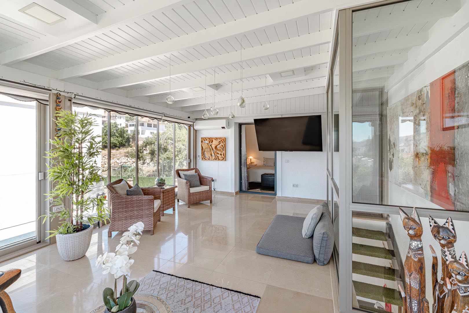 Bodrum Yokuşbaşı’nda Satılık Deniz Manzaralı 1000 m² Arsalı Lüks Müstakil Villa