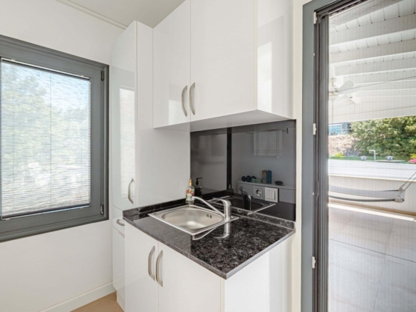 Bodrum Yokuşbaşı’nda Satılık Deniz Manzaralı 1000 m² Arsalı Lüks Müstakil Villa