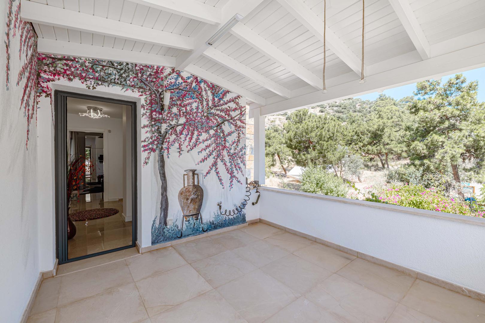 Bodrum Yokuşbaşı’nda Satılık Deniz Manzaralı 1000 m² Arsalı Lüks Müstakil Villa