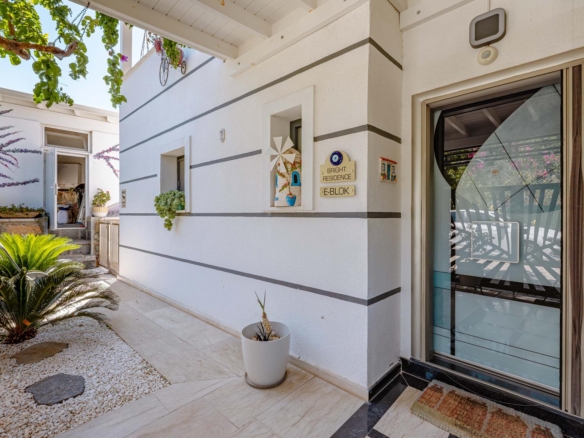 Bodrum Yokuşbaşı’nda Satılık Deniz Manzaralı 1000 m² Arsalı Lüks Müstakil Villa