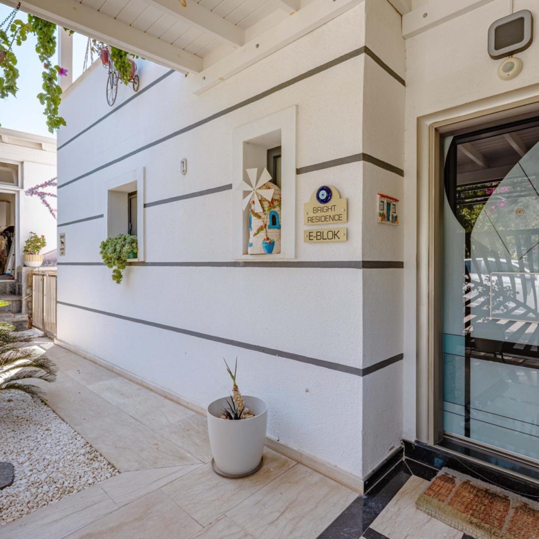 Bodrum Yokuşbaşı’nda Satılık Deniz Manzaralı 1000 m² Arsalı Lüks Müstakil Villa