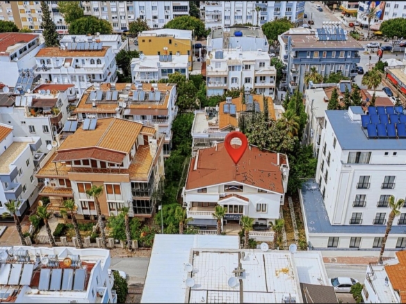 ÇAĞLAYAN’DA 800 M2 İÇ KULLANIM M2 OLAN KOMPLE SATILIK BİNA
