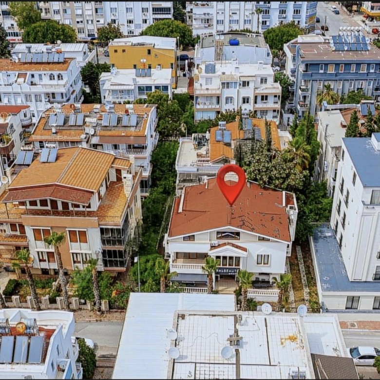ÇAĞLAYAN’DA 800 M2 İÇ KULLANIM M2 OLAN KOMPLE SATILIK BİNA