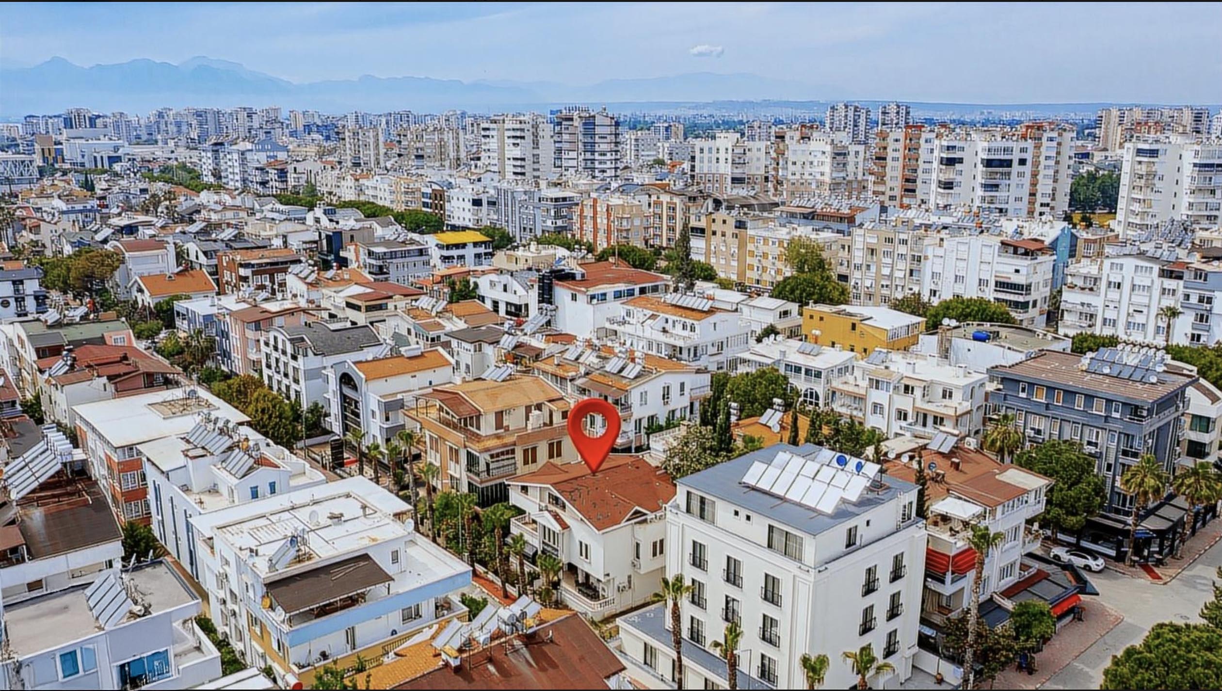 ÇAĞLAYAN’DA 800 M2 İÇ KULLANIM M2 OLAN KOMPLE SATILIK BİNA