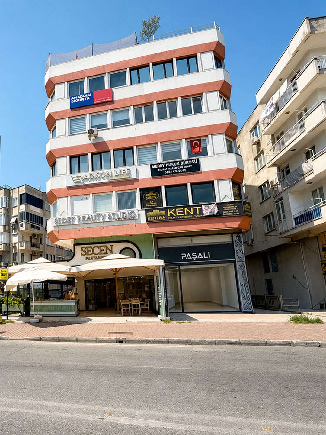 Doğu Garajı Merkezinde Ticari değeri yüksek 300m² Satılık Dükkan
