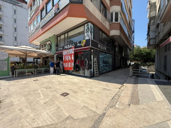 Doğu Garajı Merkezinde Ticari değeri yüksek 300m² Satılık Dükkan