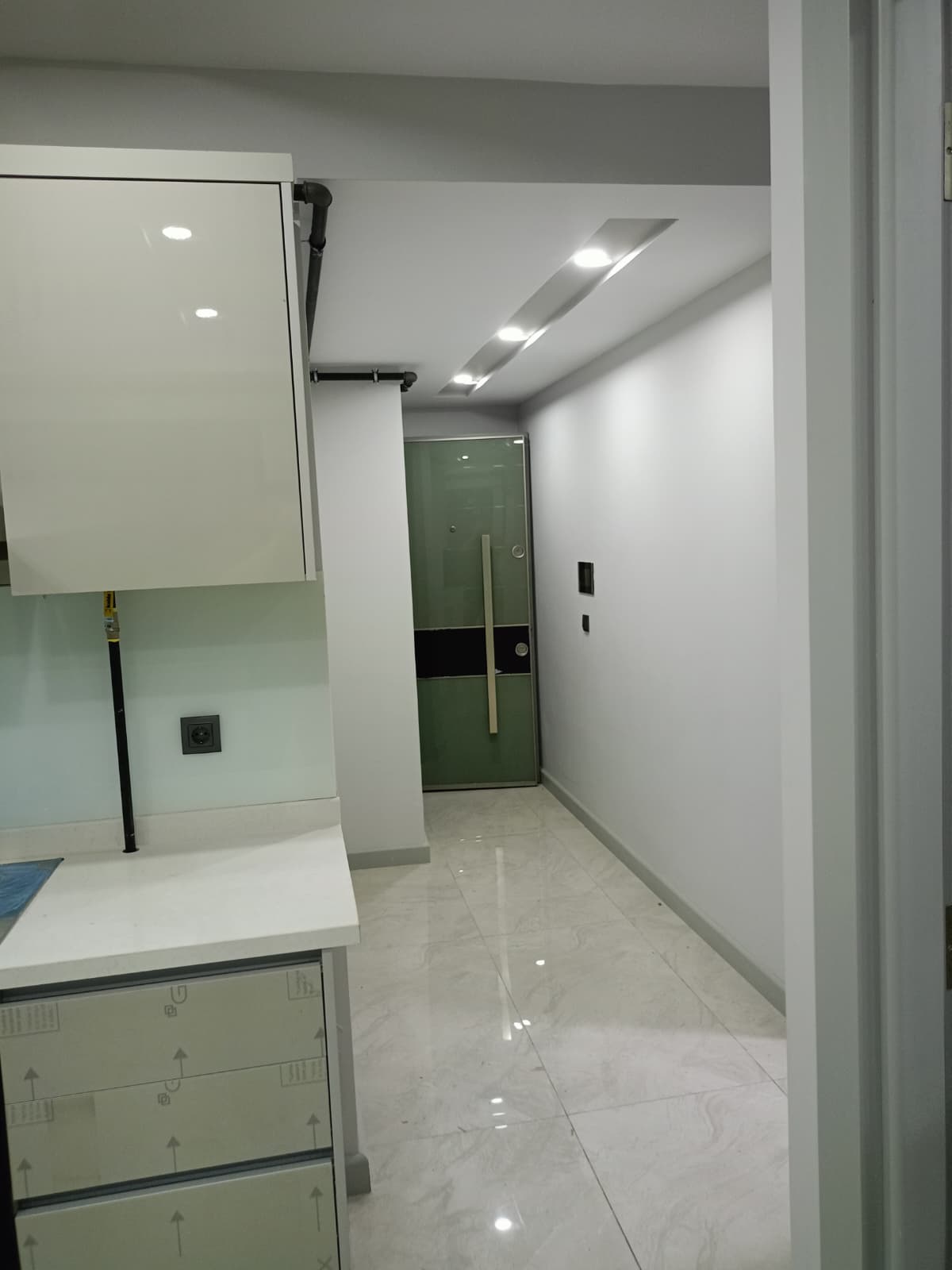 Deniz Mh. Yakınında Sıfır Binada Yatırımlık Kiracılı 1+1 Daire