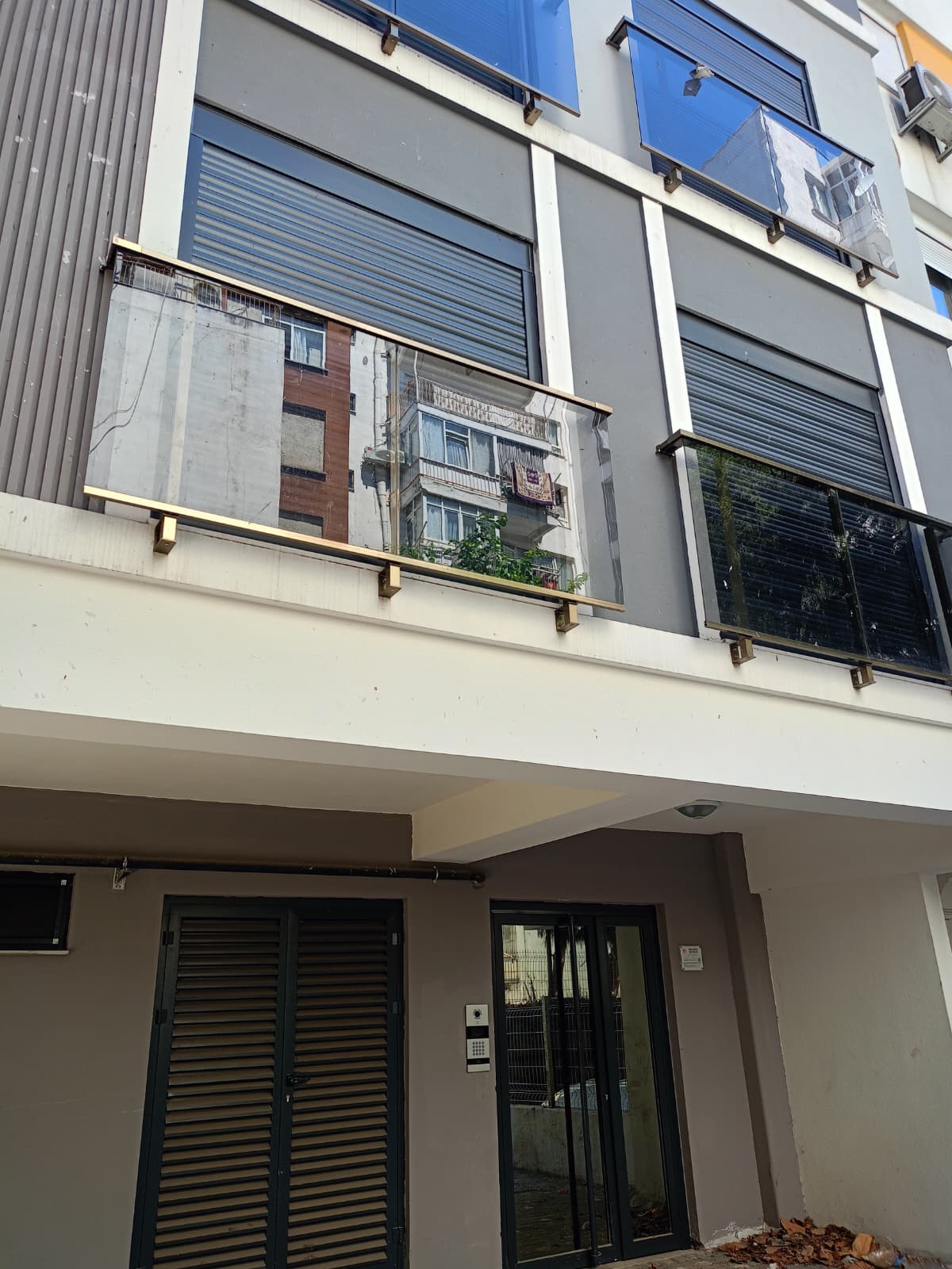 Deniz Mh. Yakınında Sıfır Binada Yatırımlık Kiracılı 1+1 Daire