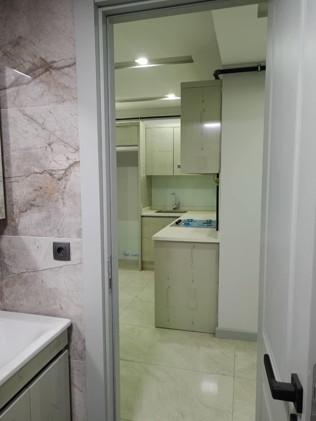 Deniz Mh. Yakınında Sıfır Binada Yatırımlık Kiracılı 1+1 Daire