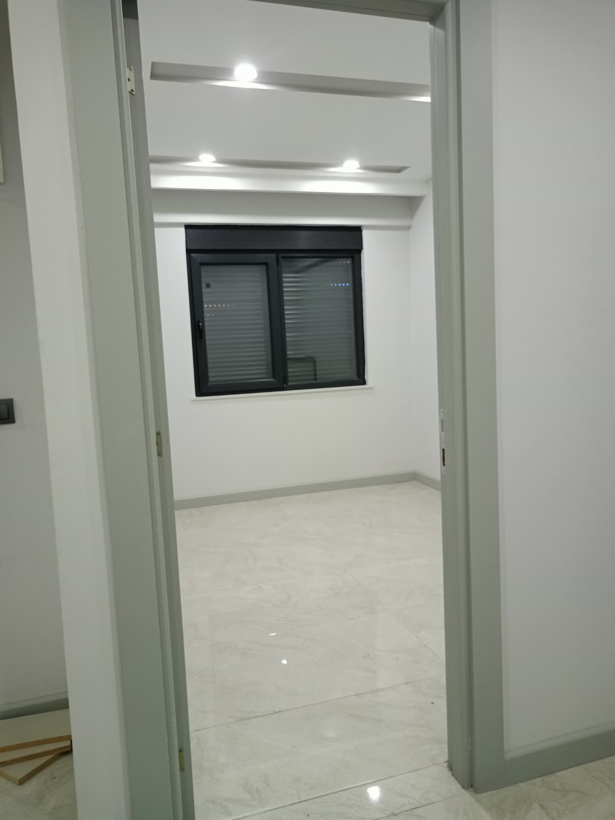 Deniz Mh. Yakınında Sıfır Binada Yatırımlık Kiracılı 1+1 Daire