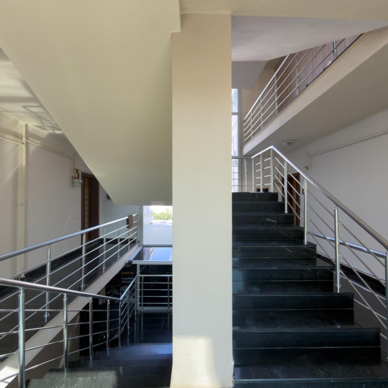 Eski Lara Yolunda | The Marmara Karşısı | 135 m² Satılık Ofis