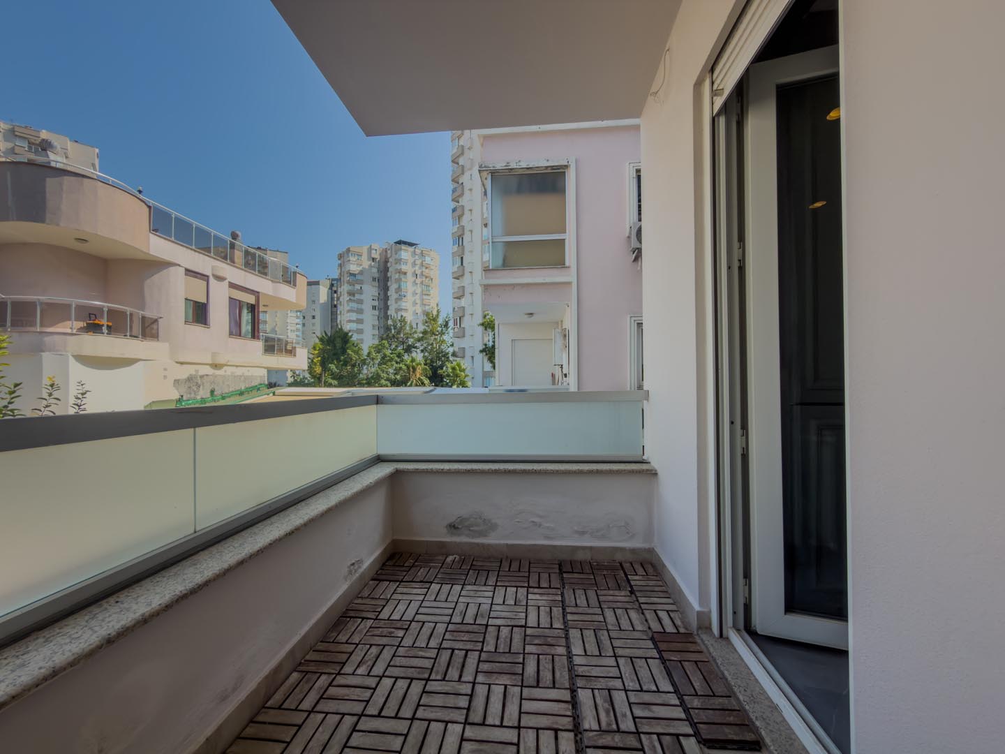 Eski Lara Yolunda | The Marmara Karşısı | 135 m² Satılık Ofis