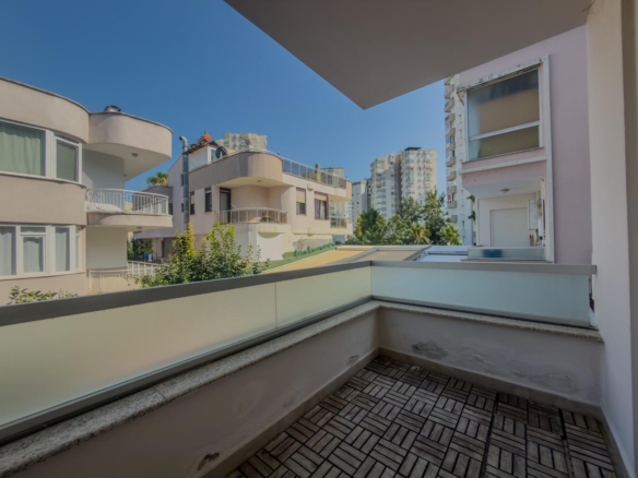 Eski Lara Yolunda | The Marmara Karşısı | 135 m² Satılık Ofis