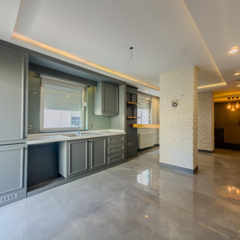 Eski Lara Yolunda | The Marmara Karşısı | 135 m² Satılık Ofis