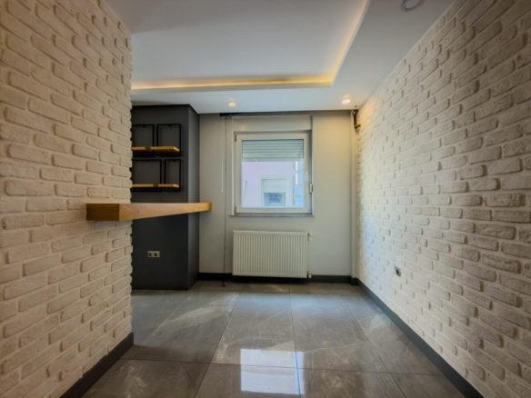 Eski Lara Yolunda | The Marmara Karşısı | 135 m² Satılık Ofis
