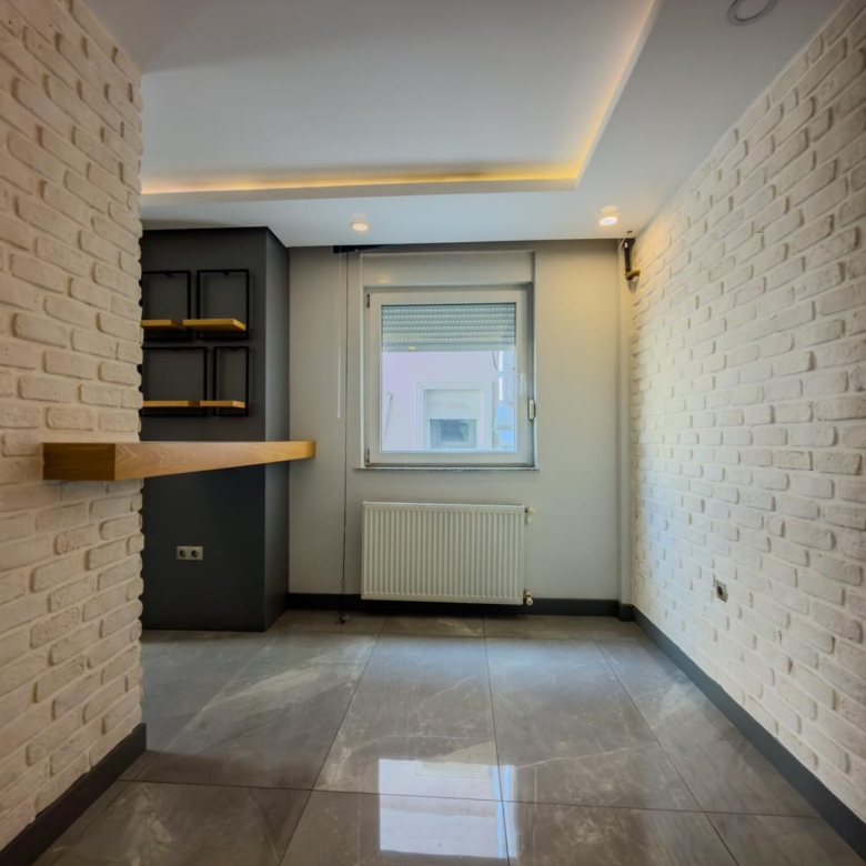Eski Lara Yolunda | The Marmara Karşısı | 135 m² Satılık Ofis