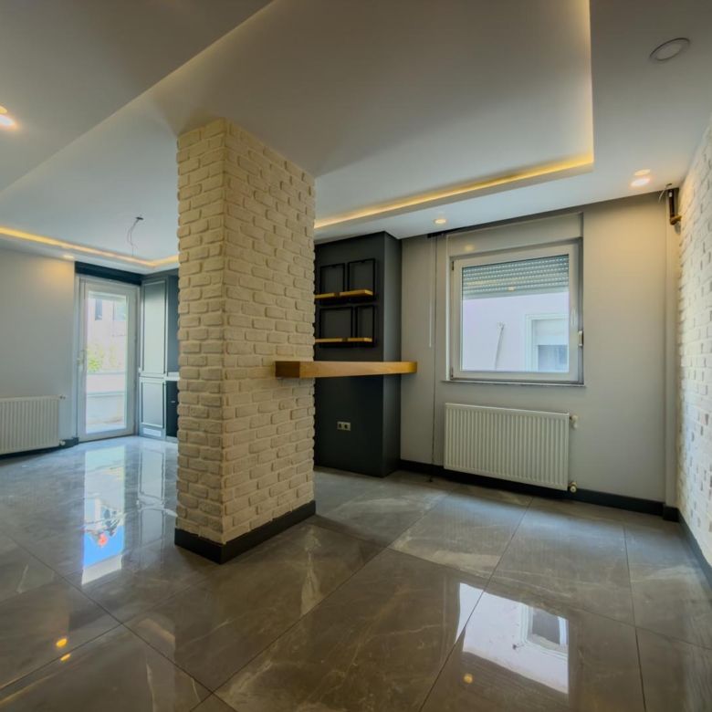 Eski Lara Yolunda | The Marmara Karşısı | 135 m² Satılık Ofis