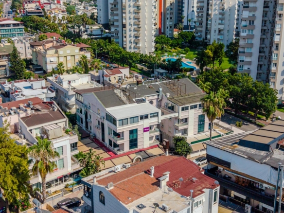 Eski Lara Yolunda | The Marmara Karşısı | 135 m² Satılık Ofis