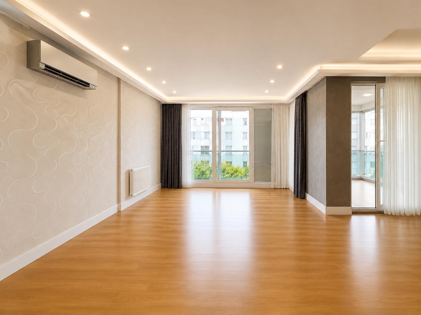 Antalya Konyaaltı Uncalı’da Garden Life Sitesi’nde Satılık Lüks 4+1 Ara Kat Daire