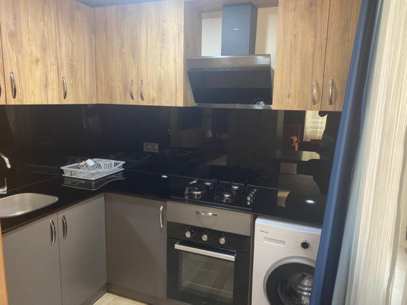 Fener’de Denize 50m TerraCity Yakını Ful Eşyalı Lüks 1+1 Daire